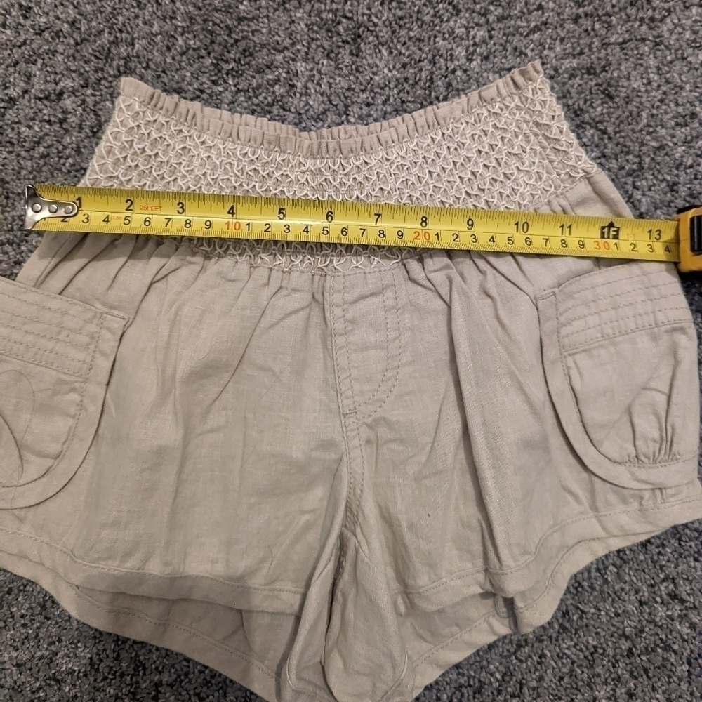 Linen Shorts - Picture 6 of 7